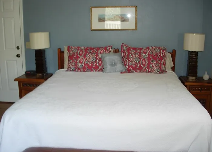 Bed & Breakfast Territory 3*